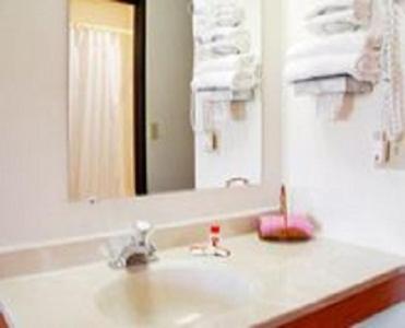 Westwood Inn & Suites - Kimball Szoba fotó