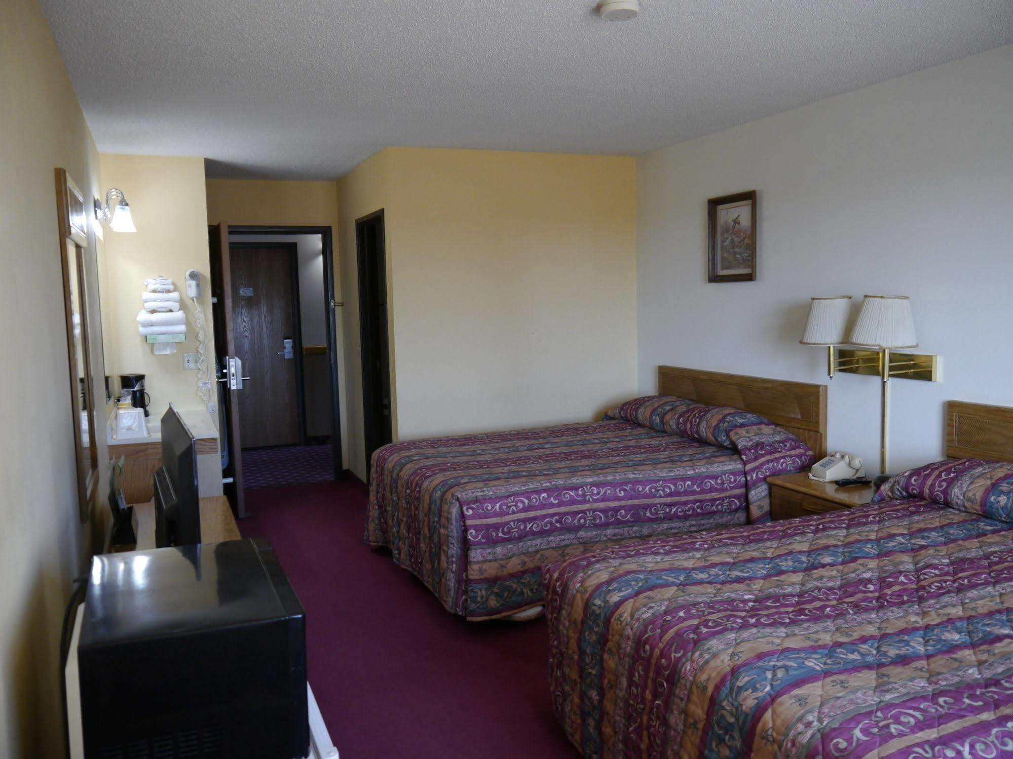 Westwood Inn & Suites - Kimball Kültér fotó