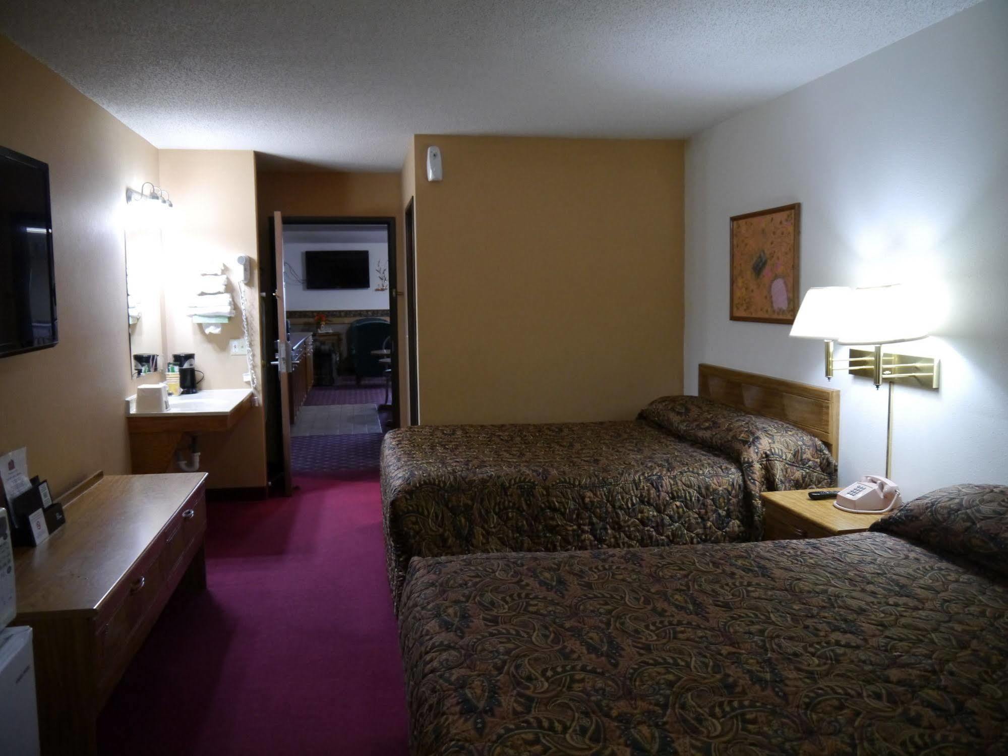 Westwood Inn & Suites - Kimball Kültér fotó