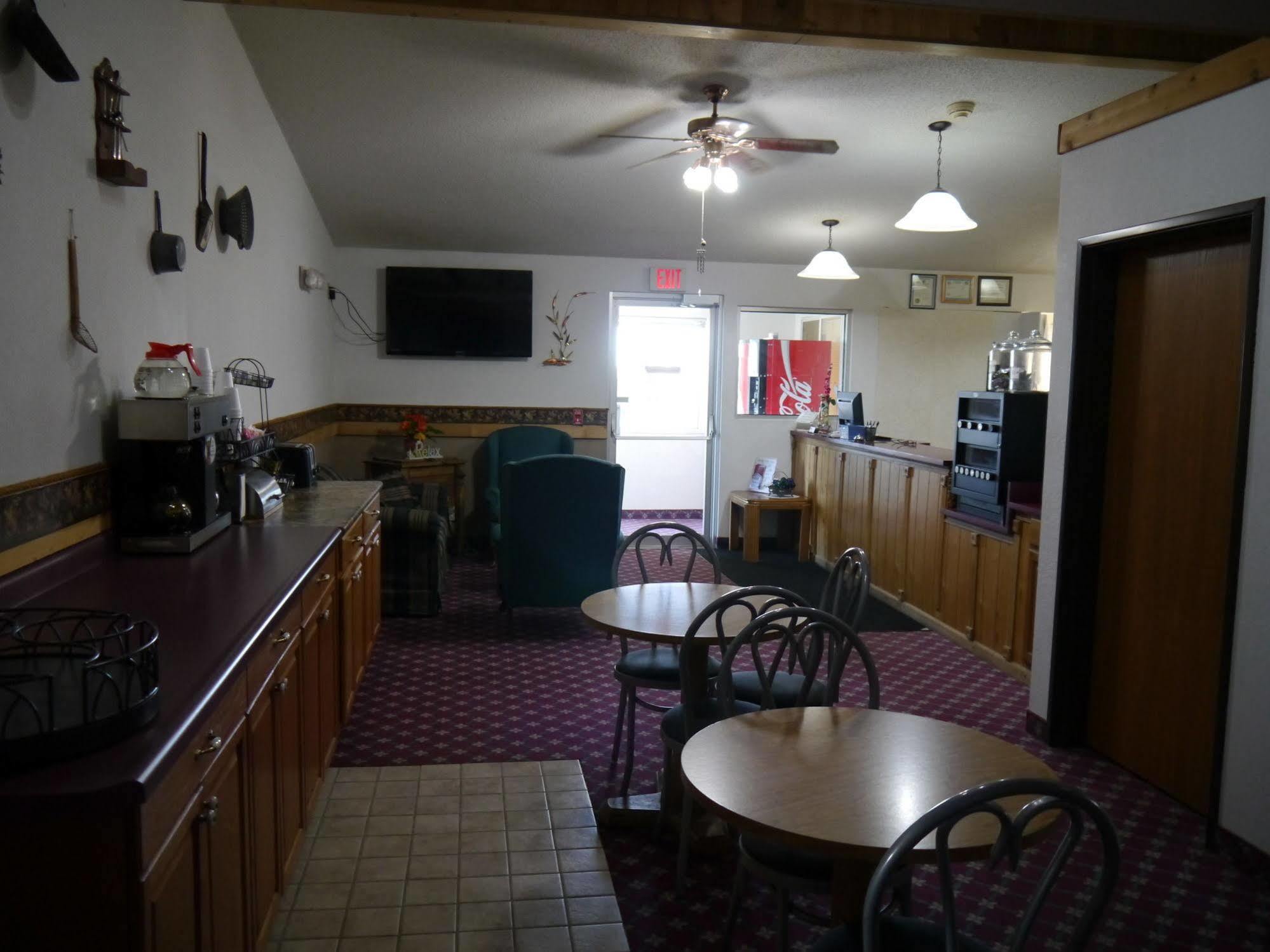 Westwood Inn & Suites - Kimball Kültér fotó